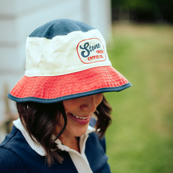 BUCKET HAT