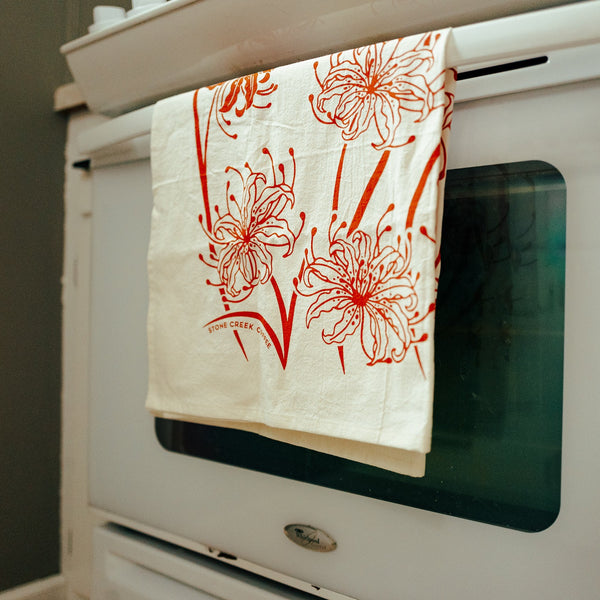 SPIDER LILY TEA TOWEL