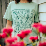 WI WILDFLOWERS CROPPED TEE