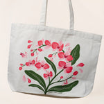 ORCHID MANTIS JUMBO TOTE